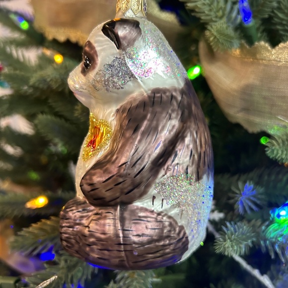 A Winter Bears Heart / 1996 AIDS Awareness Panda Bear / by Christopher Radko - Picture 3 of 5